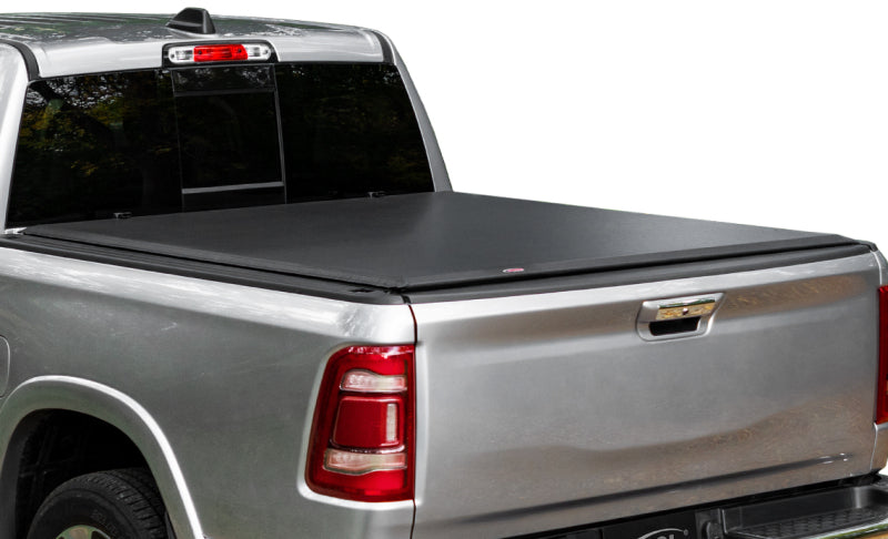 Access 20+ Jeep Gladiator 5ft Bed (w/ Trail Rail) Lorado Roll-Up Cover