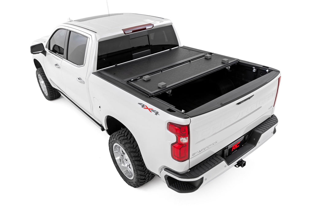 Hard Low Profile Bed Cover - 5'9 In. Bed - Rail Caps - Chevy GMC 1500 2500HD 3500HD (14-19)