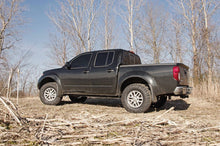 Load image into Gallery viewer, Rough Country 2.5 Inch Leveling Kit - Nissan Frontier (05-23) Xterra (05-15)