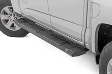 Load image into Gallery viewer, Rough Country - HD2 Aluminum Running Boards - Crew Cab - Chevy/GMC Canyon/Colorado 2WD/4WD (2015-2024) - SRB151977A