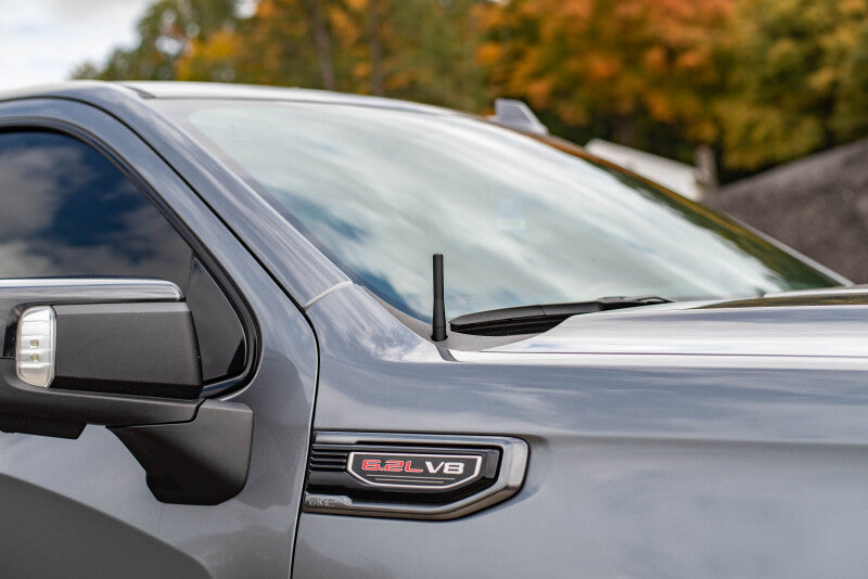 BuiltRight Industries 2019+ Silverado & Sierra Perfect-Fit Stubby Antenna