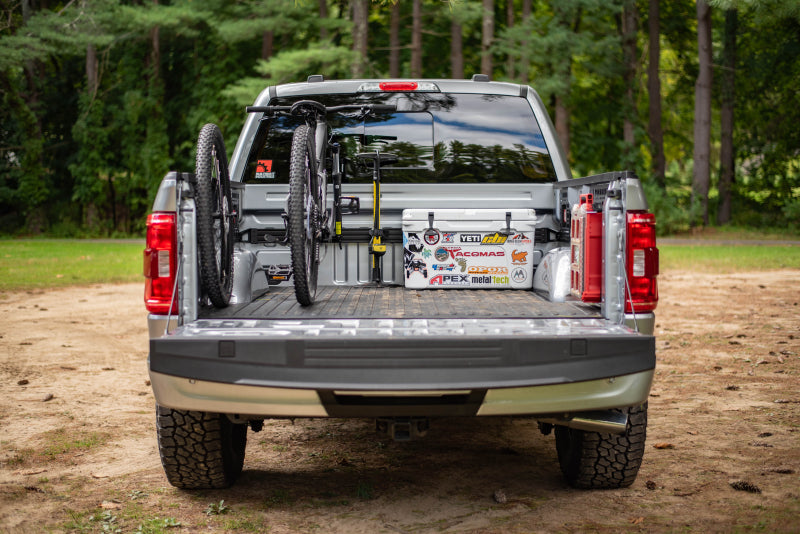 BuiltRight Industries 2017+ Ford F-250/350/450 Bulkhead Utility Rail Kit