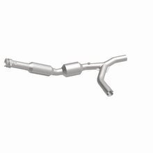Load image into Gallery viewer, Magnaflow 2007 Ford E-150 4.6L Direct Fit Converter