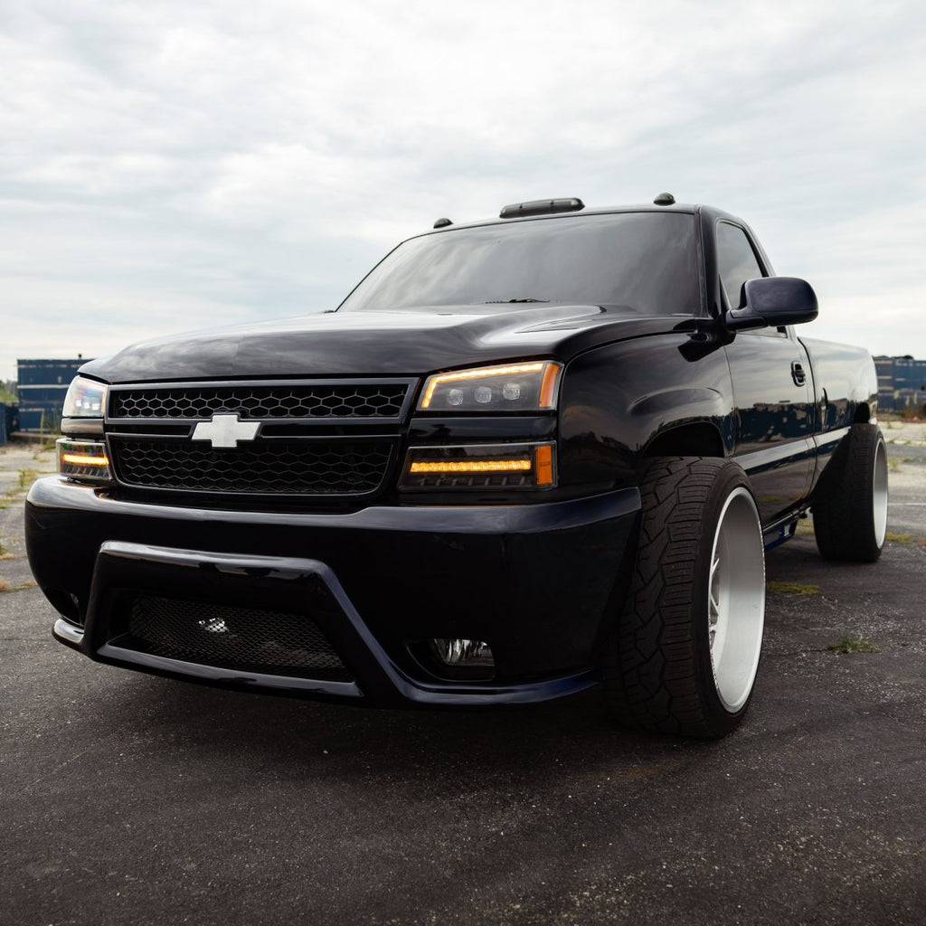 AlphaRex 03-06 Chevy Silverado 1500/2500HD/3500HD/Avalanche Alpha-Black NOVA LED Proj Headlights