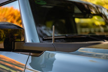 Load image into Gallery viewer, BuiltRight Industries 2021+ Ford F-150/Bronco Perfect-Fit Stubby Antenna