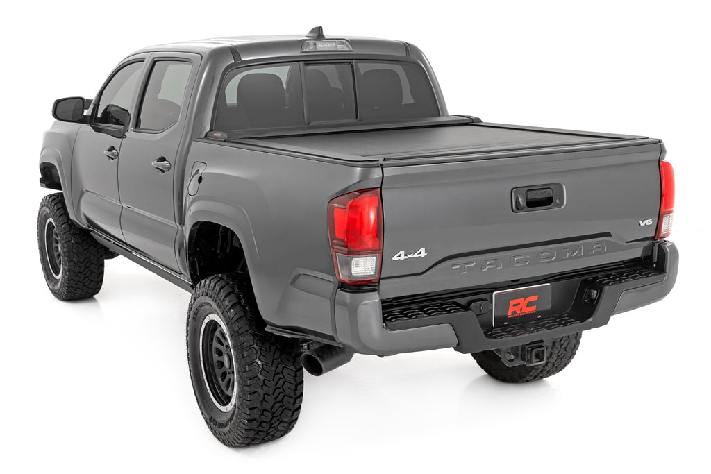Rough Country Retractable Bed Cover - 5' Bed - Double Cab - Toyota Tacoma (16-23)