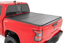 Load image into Gallery viewer, Hard Tri-Fold Flip Up Bed Cover - 5' Bed - Nissan Frontier (22-23)