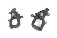 Load image into Gallery viewer, Rough Country 2 Inch Lowering Spindles - Ford F-150 2WD (2004-2008)