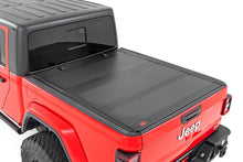 Load image into Gallery viewer, Hard Tri-Fold Flip Up Bed Cover - 5' Bed - Jeep Gladiator JT (20-23)