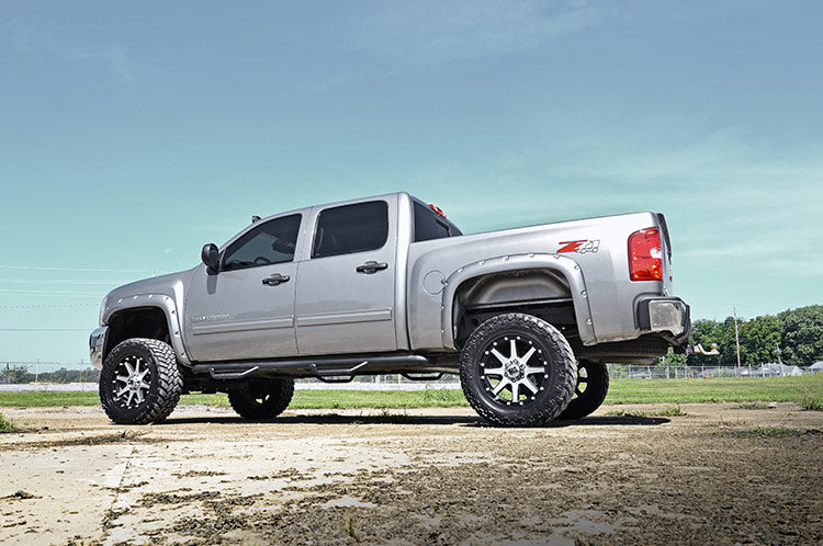 gm-fender-flares-painted_f-c10711-installed-rear_1_2.jpg
