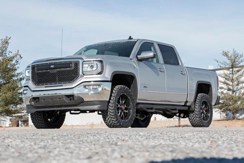 3.5 Inch Lift Kit - Cast Steel LCA - Chevy GMC 1500