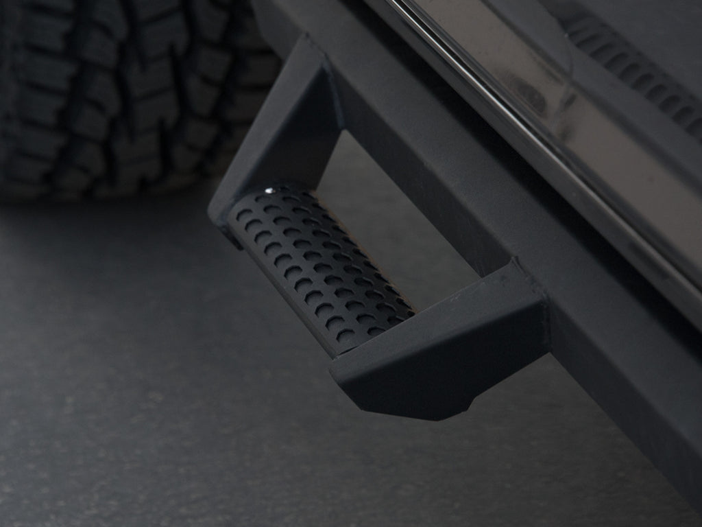 Armordillo 2015-2018 Ford F150 Supercrew  AR Drop Step Matte Black Side Step Bars - Drop Step