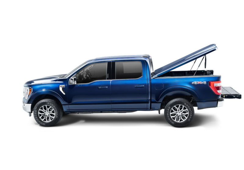 UnderCover Ford F-150 Ext/Crew Cab 6.5ft Elite LX Bed Cover - Star White Tricoat