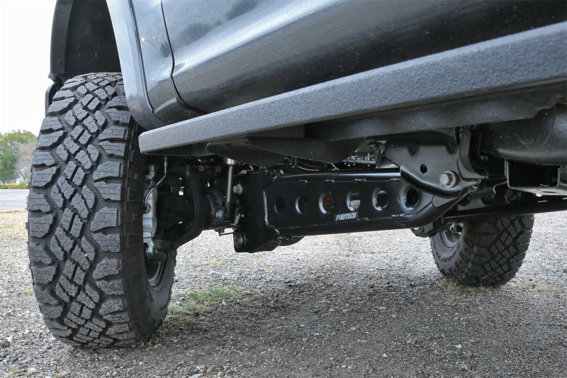 Fabtech 05+ Ford F250/350 & 08-20 Ford F450/550 4WD 4/6/8in Lift Radius Arm System