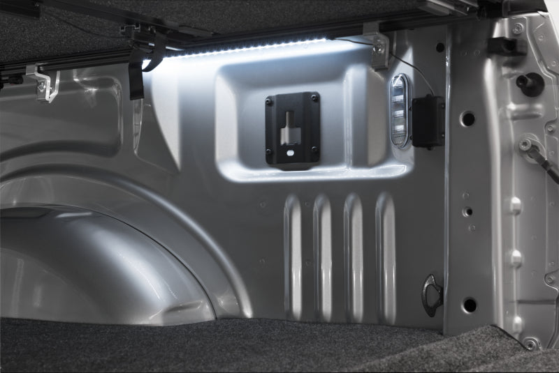 UnderCover Ford F-150 5.5ft Ultra Flex Bed Cover - Matte Black Finish
