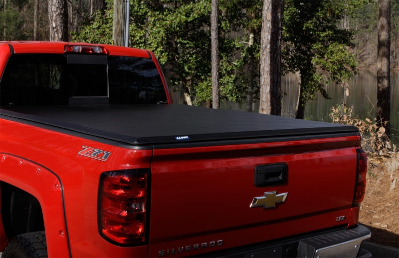 Lund Chevy C1500 Fleetside (8ft. Bed) Hard Fold Tonneau Cover - Black