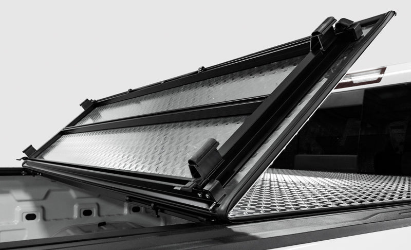 Access LOMAX Tri-Fold Cover Black Urethane Finish 2020+ Jeep Gladiator - 5ft Bed