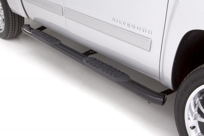 Lund Dodge Ram 1500 Quad Cab 5in. Oval Curved Steel Nerf Bars - Black