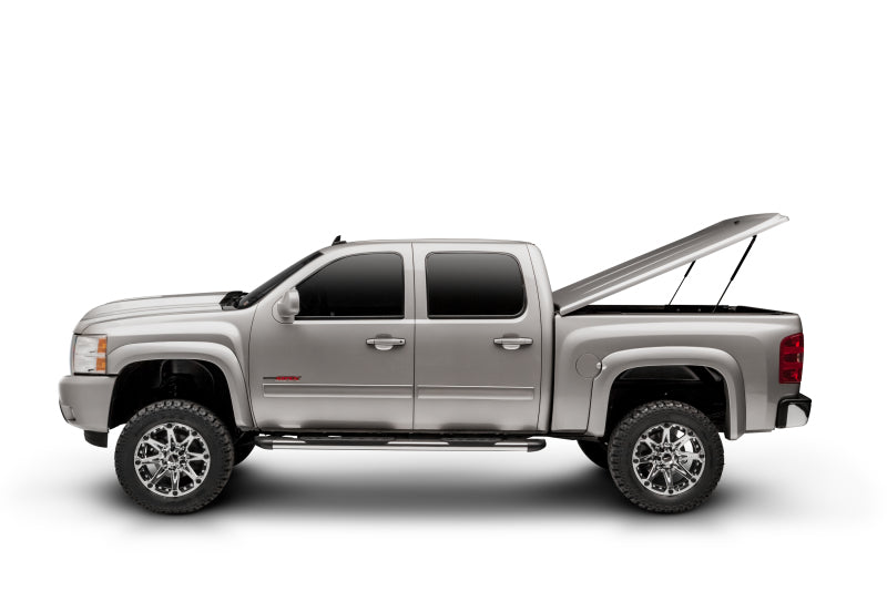 UnderCover Chevy Colorado/GMC Canyon Lux Bed Cover - Black