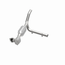Load image into Gallery viewer, MagnaFlow Conv DF 97-98 Ford F-150 Pickup 4.2L P/S 4WD