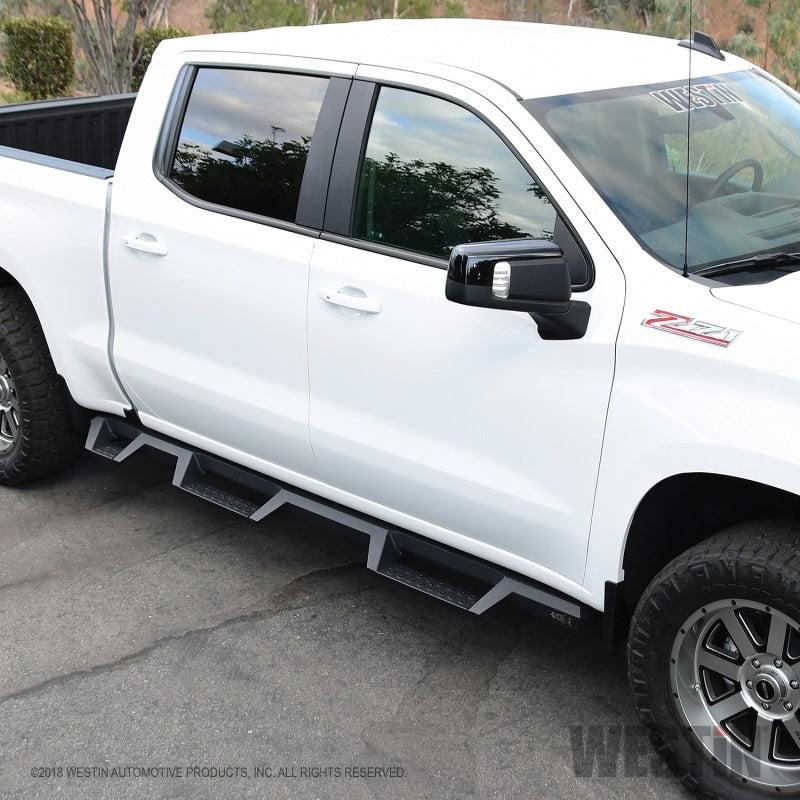 Westin Chevrolet Silverado/Sierra 1500 (5.5ft) Drop Wheel to Wheel Nerf Step Bars - Txt Black