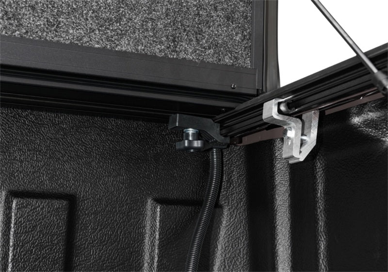 UnderCover Dodge Ram 1500/2500 (w/o Rambox) 6.4ft Ultra Flex Bed Cover - Matte Black Finish