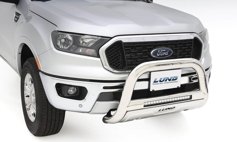 Lund Chevrolet Silverado 1500 (Excl. 2019 LD)  Bull Bar w/Led Light Bar - Polished
