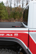 Load image into Gallery viewer, Roll-N-Lock Jeep Gladiator 5ft bed (w/ Trail Rail System) M-Series Retractable Tonneau Cover