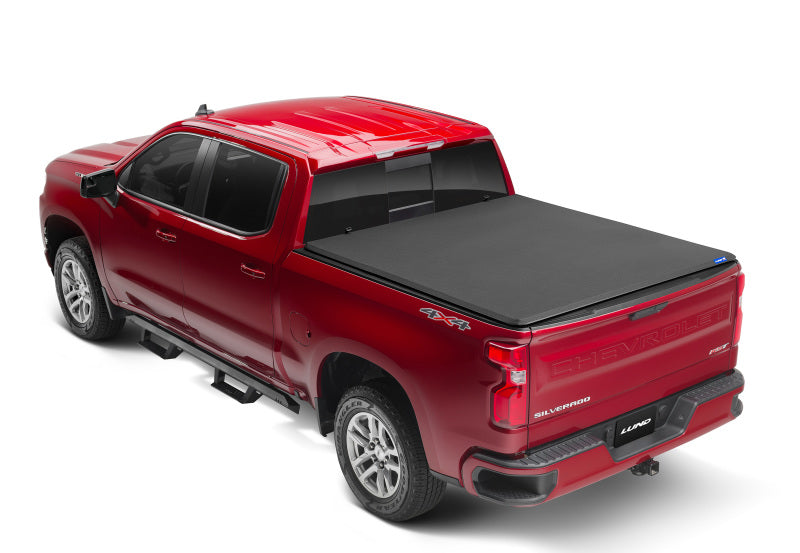 Lund Chevy Silverado 1500 (6.5ft. Bed) Genesis Elite Tri-Fold Tonneau Cover - Black