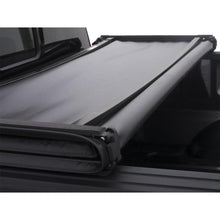 Load image into Gallery viewer, Lund Chevy Silverado 1500 (5.5ft. Bed) Genesis Tri-Fold Tonneau Cover - Black