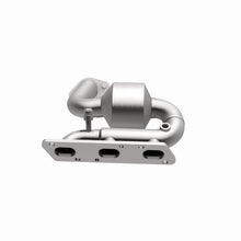 Load image into Gallery viewer, Magnaflow Conv DF 00-03 Ford Taurus 3.0L mani