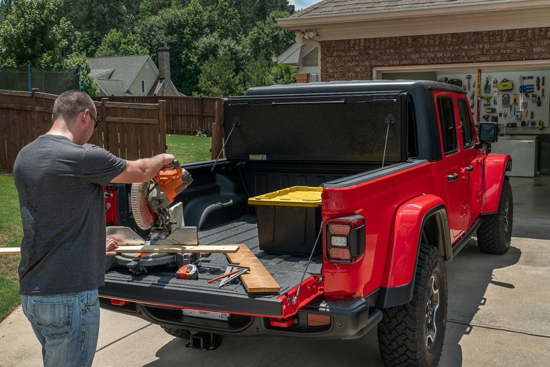 Rugged Ridge Armis Hard Folding With LINE-X Bed Cover JT