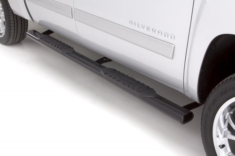 Lund Chevy Silverado 1500 Crew Cab 5in. Oval Straight Steel Nerf Bars - Black