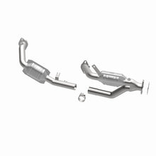 Load image into Gallery viewer, MagnaFlow Conv DF 96-99 Taurus 3.0L