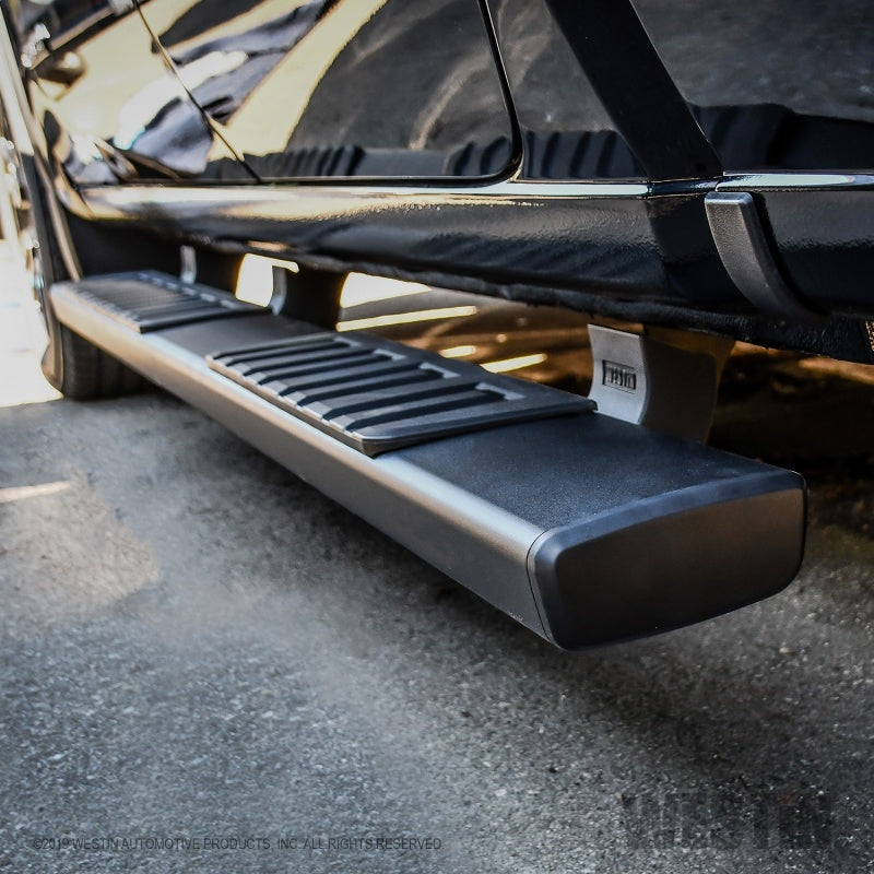 Westin 19+ Chevrolet Silverado 1500 DC (Excl. 2019 LD/Limited) R7 Nerf Step Bars - Black