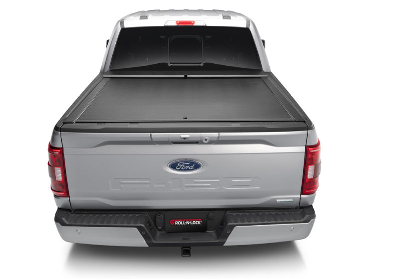 Roll-N-Lock Ford F150 (w/o OE Cargo Tracks - 78.9in. Bed) M-Series Retractable Tonneau Cover