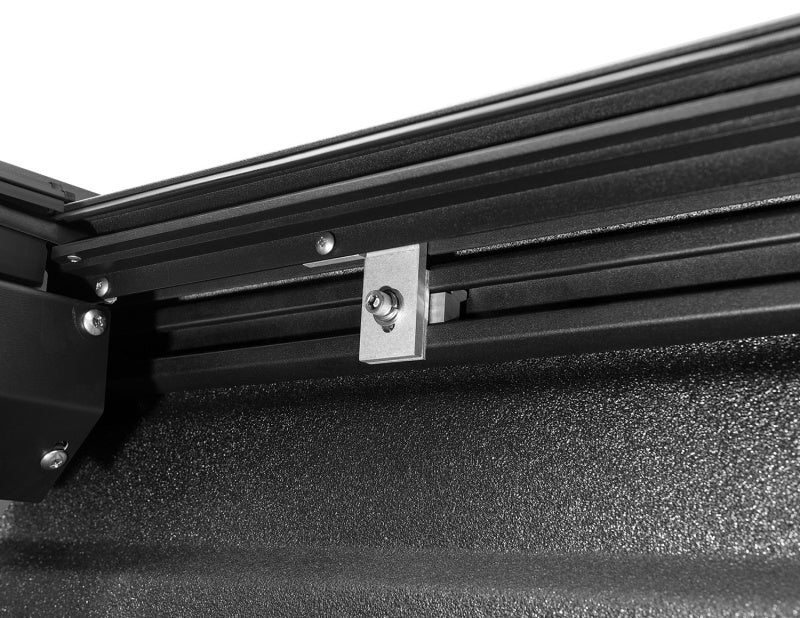 Roll-N-Lock Jeep Gladiator 5ft bed (w/ Trail Rail System) M-Series Retractable Tonneau Cover