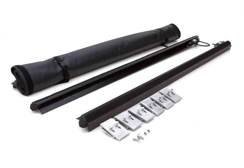 Lund Chevy Silverado 1500 (5.5ft. Bed) Genesis Elite Roll Up Tonneau Cover - Black