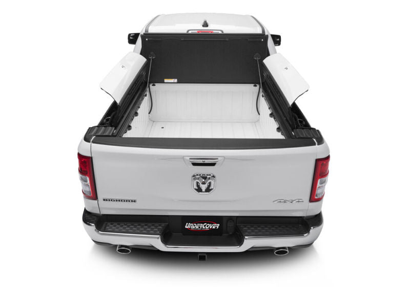 UnderCover Ram 1500 (w/ Rambox) 5.7ft Armor Flex Bed Cover
