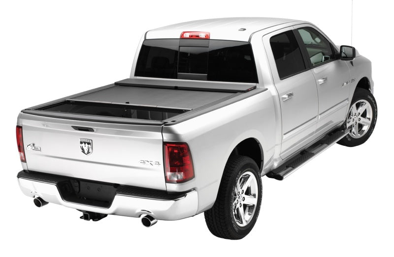 Roll-N-Lock 09+ Dodge Ram 1500 XSB 67in M-Series Retractable Tonneau Cover