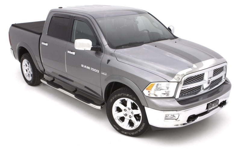 Lund Dodge Ram 2500 Crew Cab 5in. Curved Oval SS Nerf Bars - Polished