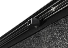 Load image into Gallery viewer, Retrax 07+ Chevrolet/GMC 1500 &amp; 07-14 2500/3500 (6.5ft. Bed) Retrax IX