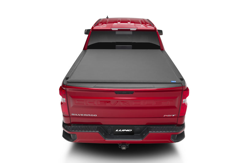 Lund Chevy Colorado (5ft. Bed) Genesis Elite Roll Up Tonneau Cover - Black