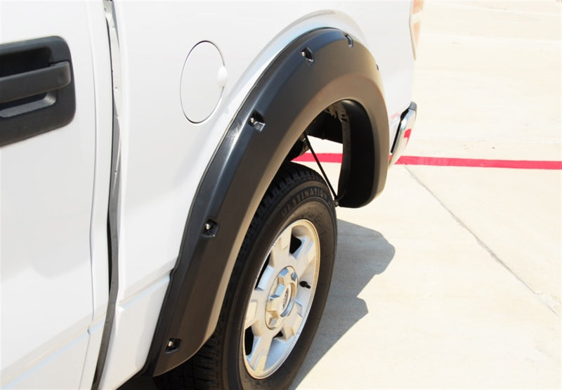 Lund Ford F-150 (Excl Raptor) RX-Rivet Style Smooth Elite Series Fender Flares - Black (4 Pc.)