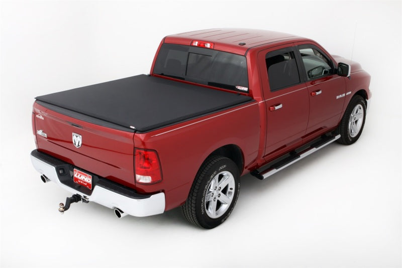 Lund Dodge Ram 1500 (5.5ft. Bed) Genesis Elite Tri-Fold Tonneau Cover - Black