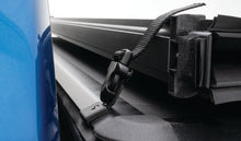 Load image into Gallery viewer, Lund Toyota Tacoma (5ft. Bed) Hard Fold Tonneau Cover - Black