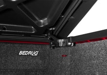 Load image into Gallery viewer, UnderCover Chevy Silverado 1500 5.8ft SE Bed Cover - Black Textured