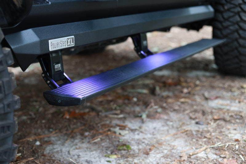 AMP Research Ford F250/350/450 SuperCrew Cab PowerStep XL - Black