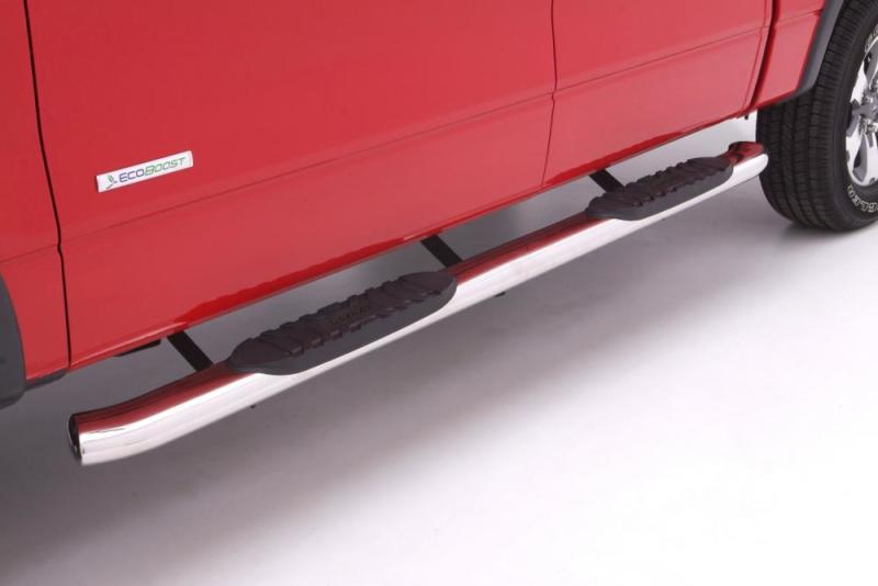 Lund Chevy Silverado 1500 Double Cab 5In Oval Curved SS Nerf Bars - Polished Stainless
