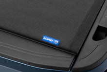 Load image into Gallery viewer, Lund Chevy Silverado 1500 (6.5ft. Bed) Genesis Elite Roll Up Tonneau Cover - Black